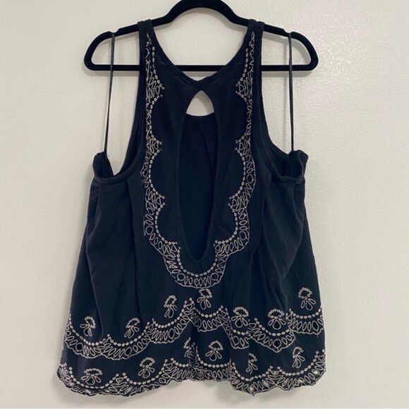 Free People Blouse Women’s Size Small Black Attina Scalloped Embroidered Tank - Picture 9 of 13